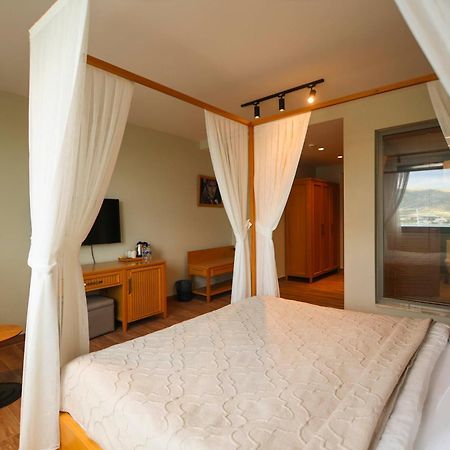 Marin Alacati Hotel エクステリア 写真