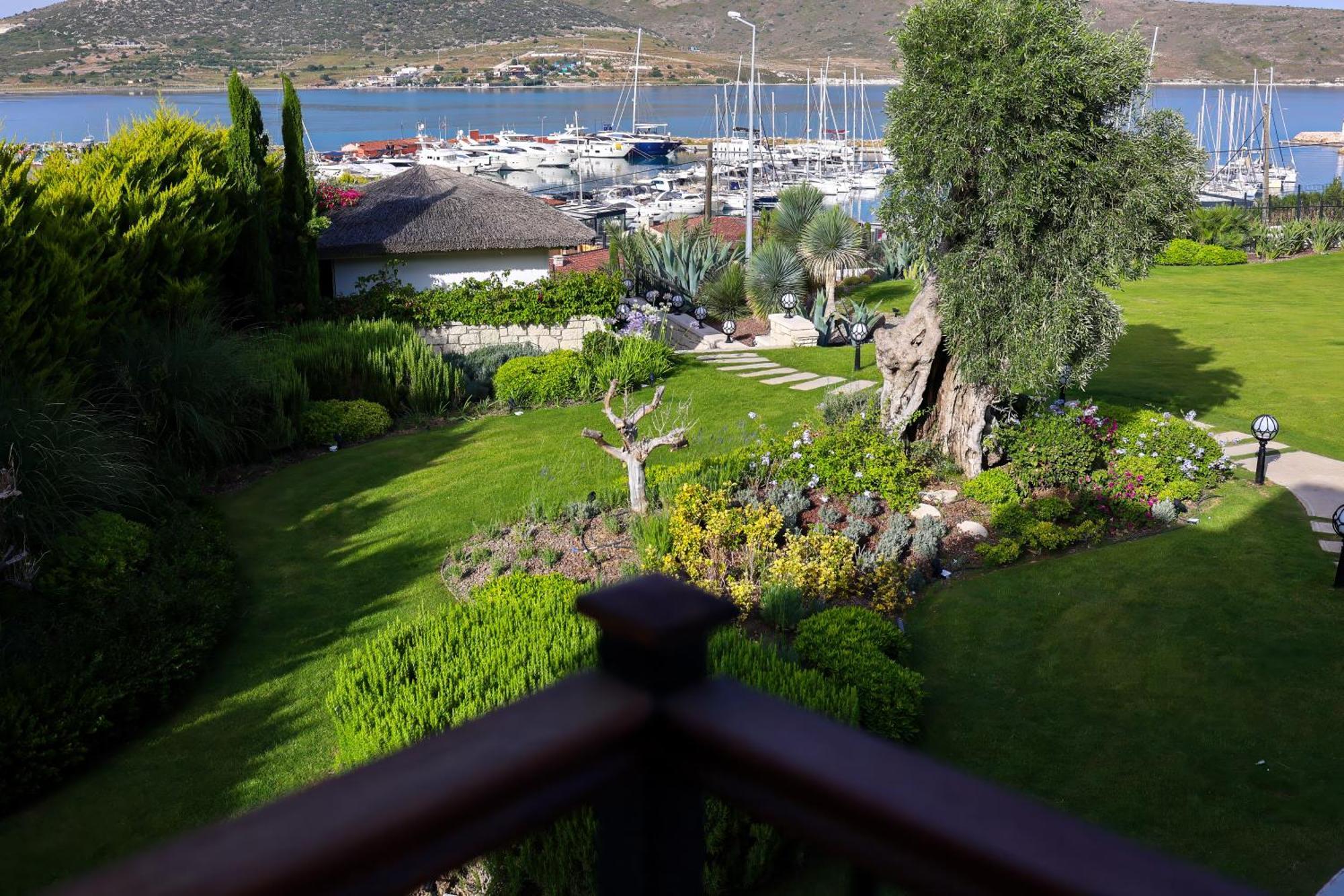 Marin Alacati Hotel エクステリア 写真