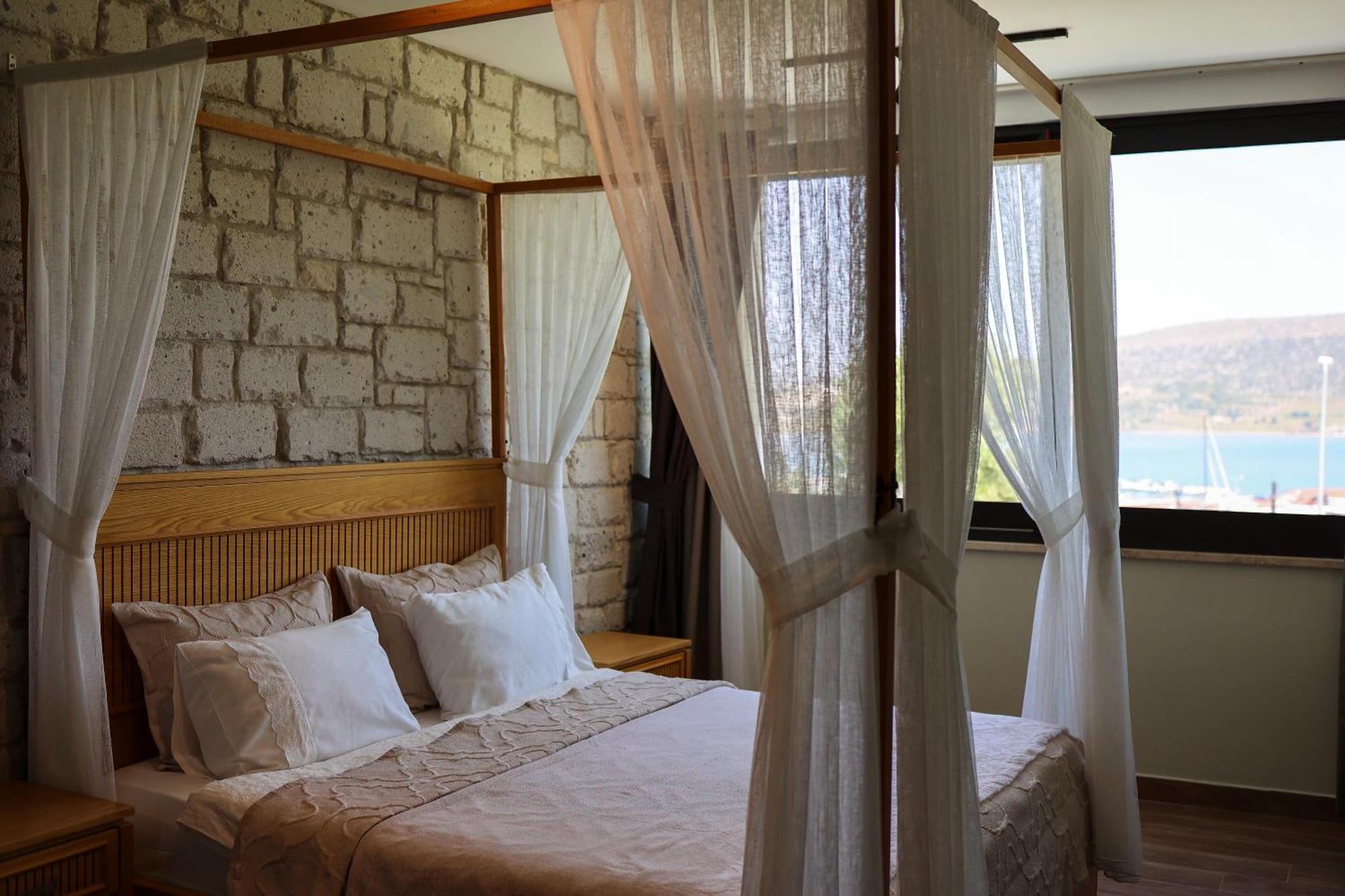 Marin Alacati Hotel エクステリア 写真