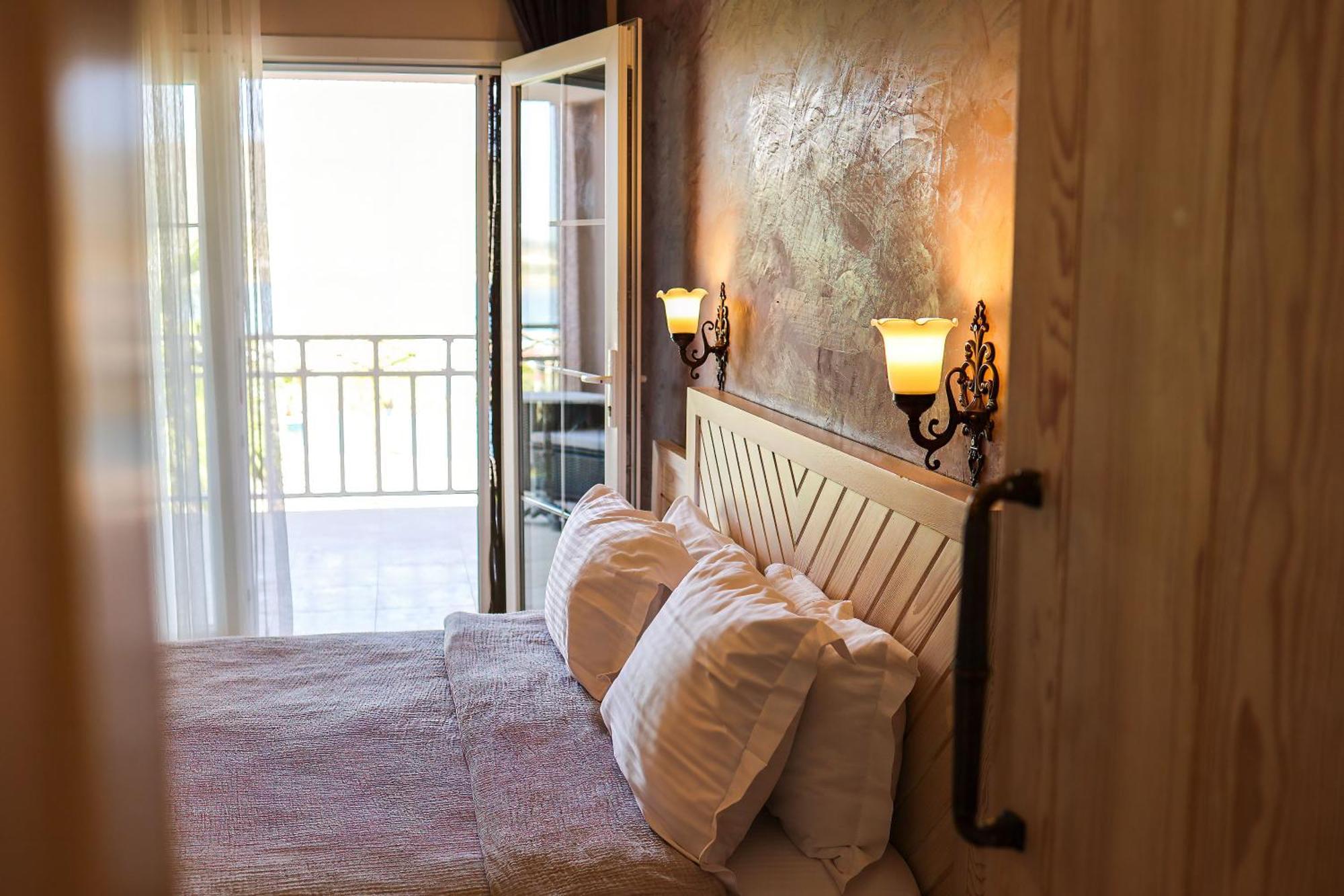 Marin Alacati Hotel エクステリア 写真